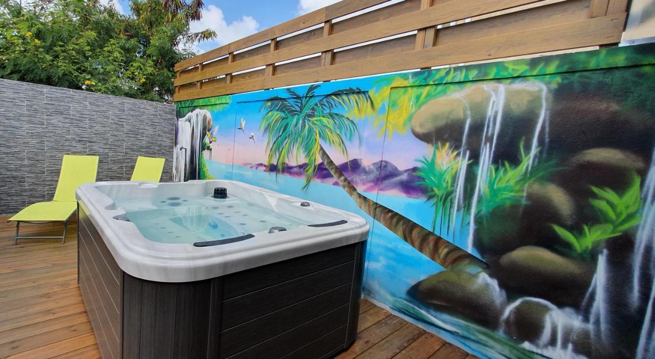 "Chez Claudia "Charmant Logement Avec Jacuzzi Privatif En Toute Intimite Sur Belle Terrasse Exterieure En Bois Et Piscine Courcelles Ngoại thất bức ảnh