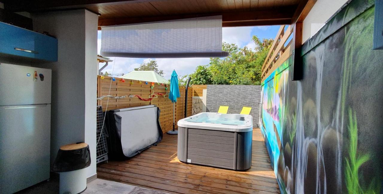 "Chez Claudia "Charmant Logement Avec Jacuzzi Privatif En Toute Intimite Sur Belle Terrasse Exterieure En Bois Et Piscine Courcelles Ngoại thất bức ảnh