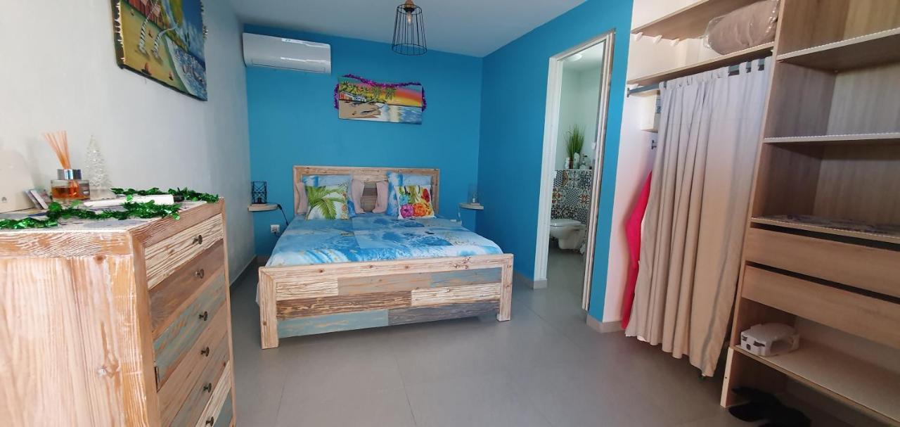 "Chez Claudia "Charmant Logement Avec Jacuzzi Privatif En Toute Intimite Sur Belle Terrasse Exterieure En Bois Et Piscine Courcelles Ngoại thất bức ảnh