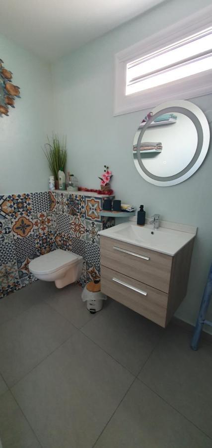 "Chez Claudia "Charmant Logement Avec Jacuzzi Privatif En Toute Intimite Sur Belle Terrasse Exterieure En Bois Et Piscine Courcelles Ngoại thất bức ảnh
