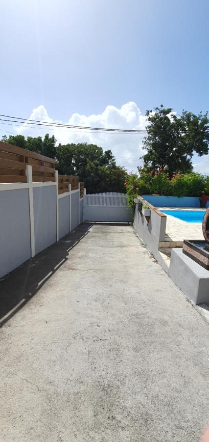 "Chez Claudia "Charmant Logement Avec Jacuzzi Privatif En Toute Intimite Sur Belle Terrasse Exterieure En Bois Et Piscine Courcelles Ngoại thất bức ảnh