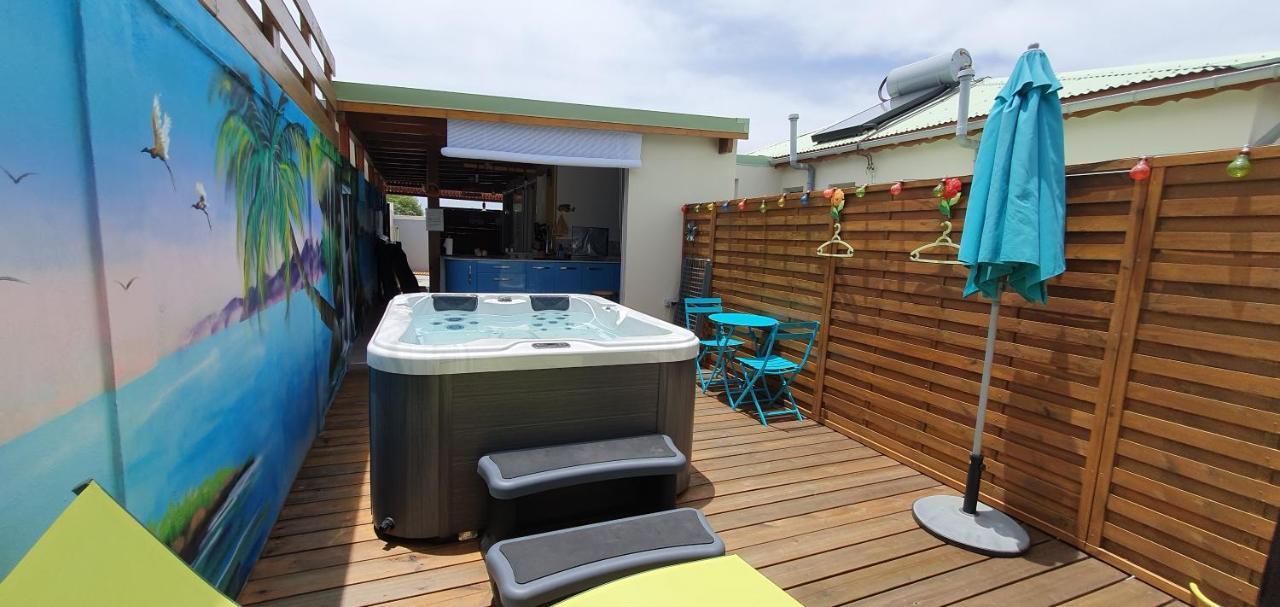 "Chez Claudia "Charmant Logement Avec Jacuzzi Privatif En Toute Intimite Sur Belle Terrasse Exterieure En Bois Et Piscine Courcelles Ngoại thất bức ảnh